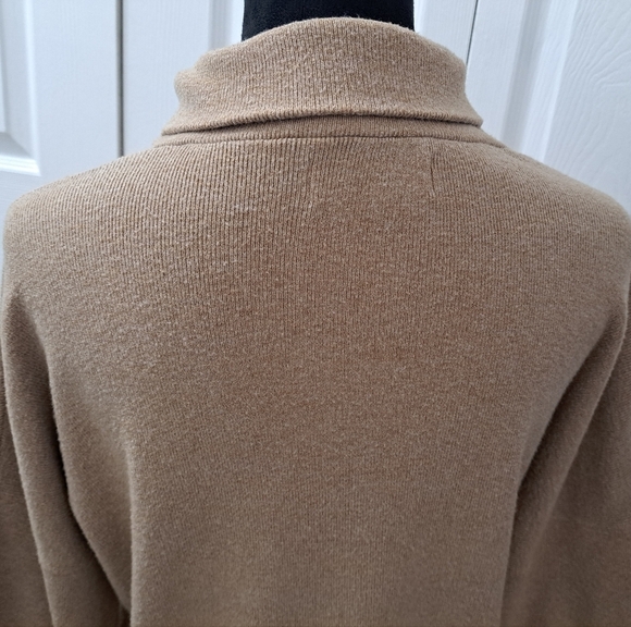 Abercrombie & Fitch Soft AF Collection Men's Beige Sweater  Size XS - Picture 5 of 10